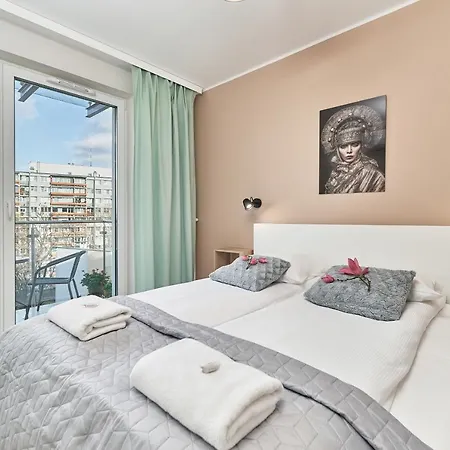 Lejlighed Sixth Floor By Renters