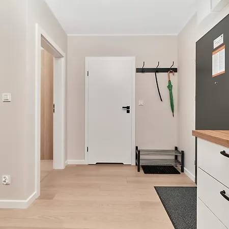 Sixth Floor By Renters * Wrocław